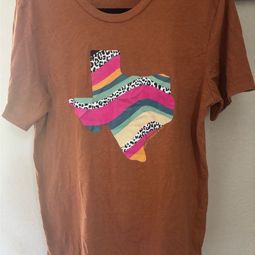 Brown and Pink Short Sleeve Graphic Texas Tee
